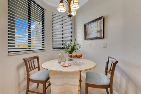 Condo in Orlando, Florida, 2 bedrooms  № 1511090 - photo 9