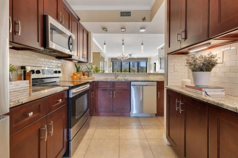 Condo in Orlando, Florida, 2 bedrooms  № 1511090 - photo 8