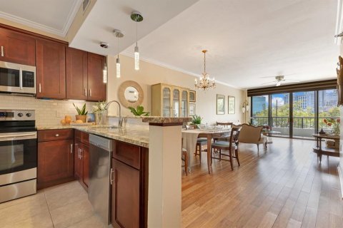 Condo in Orlando, Florida, 2 bedrooms  № 1511090 - photo 6