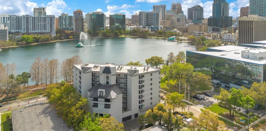 Condo in Orlando, Florida, 2 bedrooms № 1511090