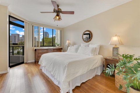 Condo in Orlando, Florida, 2 bedrooms  № 1511090 - photo 23