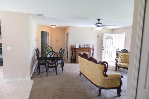 House in Ocala, Florida 3 bedrooms, 129.69 sq.m. № 1784696 - photo 10
