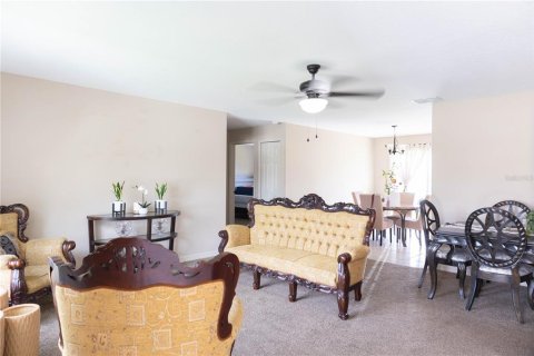 House in Ocala, Florida 3 bedrooms, 129.69 sq.m. № 1784696 - photo 9