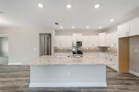 House in Ocala, Florida 2 bedrooms, 187.57 sq.m. № 1761479 - photo 18