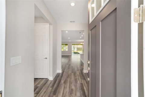 House in Ocala, Florida 2 bedrooms, 187.57 sq.m. № 1761479 - photo 8
