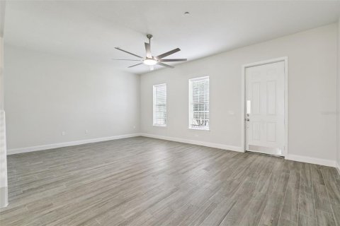 Townhouse in Celebration, Florida 3 bedrooms, 236.34 sq.m. № 2391359 - photo 5