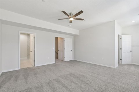 Townhouse in Celebration, Florida 3 bedrooms, 236.34 sq.m. № 2391359 - photo 23