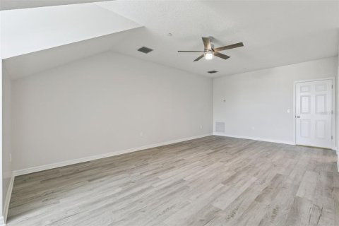 Townhouse in Celebration, Florida 3 bedrooms, 236.34 sq.m. № 2391359 - photo 9