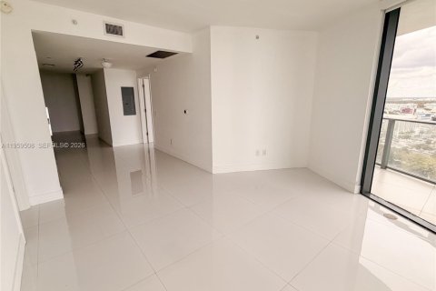 Condo in Miami, Florida, 3 bedrooms  № 2019805 - photo 6
