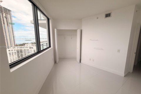 Condo in Miami, Florida, 3 bedrooms  № 2019805 - photo 19