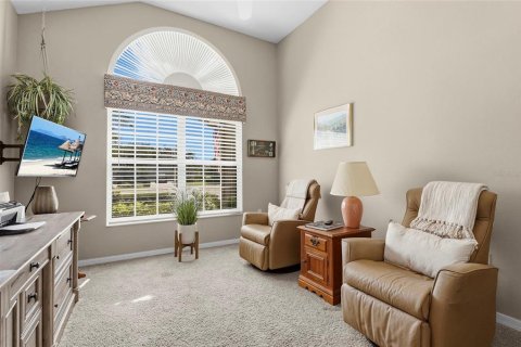 House in Lakewood Ranch, Florida 3 bedrooms, 198.07 sq.m. № 2209458 - photo 12