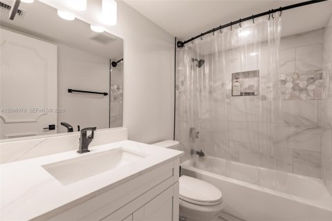 Copropriété à louer à Oakland Park, Floride: 2 chambres, 92.9 m2 № 2386914 - photo 14