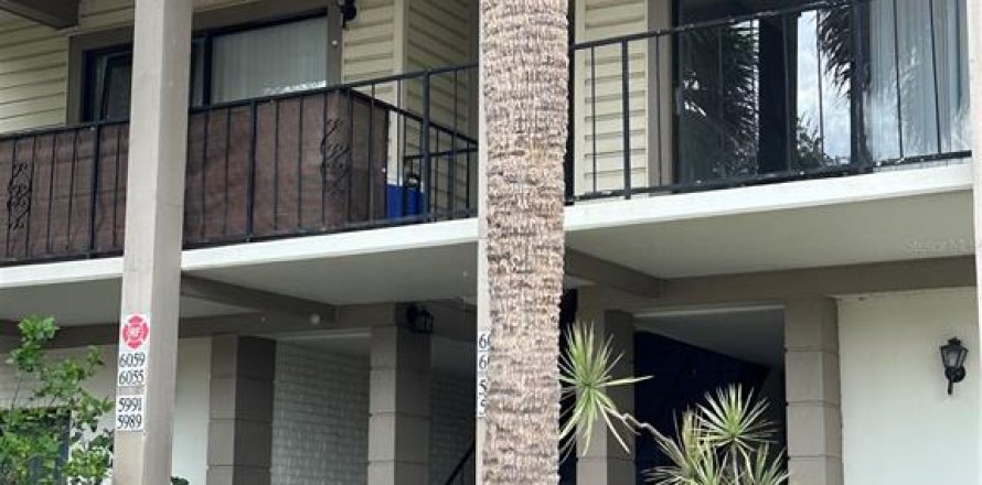 Condominio en Orlando, Florida, 2 dormitorios № 1919645