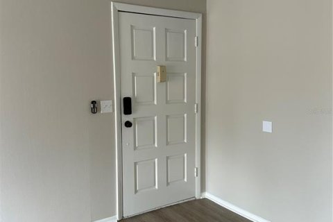 Condominio en alquiler en Orlando, Florida, 2 dormitorios, 76.64 m2 № 1919645 - foto 4