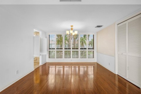 Copropriété à vendre à Boynton Beach, Floride: 2 chambres, 137.4 m2 № 2175784 - photo 8