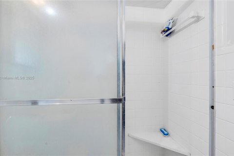 Casa en venta en Hollywood, Florida, 3 dormitorios, 167.6 m2 № 1938991 - foto 23