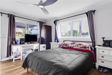 Casa en venta en Hollywood, Florida, 3 dormitorios, 167.6 m2 № 1938991 - foto 20