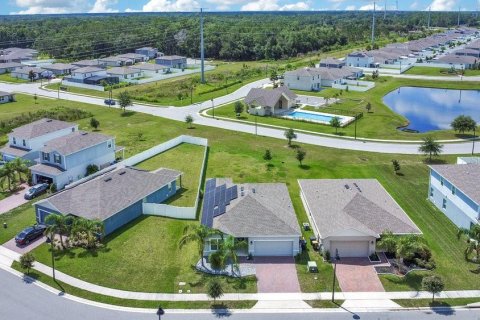 House in Davenport, Florida 3 bedrooms, 142.42 sq.m. № 1845280 - photo 24