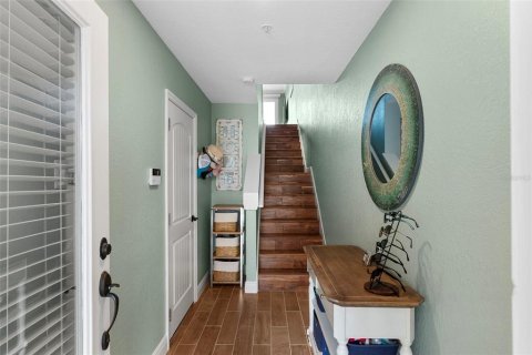 Townhouse in Oldsmar, Florida 3 bedrooms, 170.38 sq.m. № 2142220 - photo 5