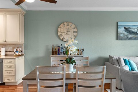 Townhouse in Oldsmar, Florida 3 bedrooms, 170.38 sq.m. № 2142220 - photo 13