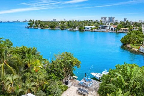 Terrain à vendre à Miami Beach, Floride № 1895478 - photo 12