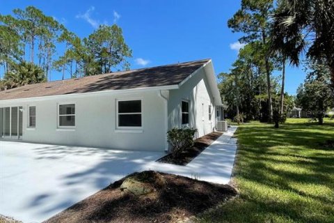 House in Palm Coast, Florida 3 bedrooms, 199.55 sq.m. № 1918856 - photo 22