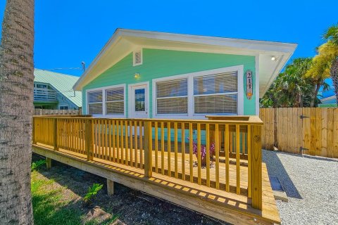 House in Flagler Beach, Florida 2 bedrooms, 96.62 sq.m. № 1846393 - photo 4