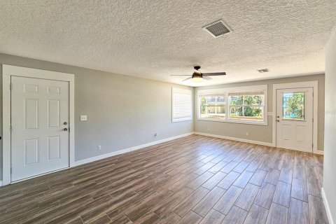 House in Flagler Beach, Florida 2 bedrooms, 96.62 sq.m. № 1846393 - photo 14