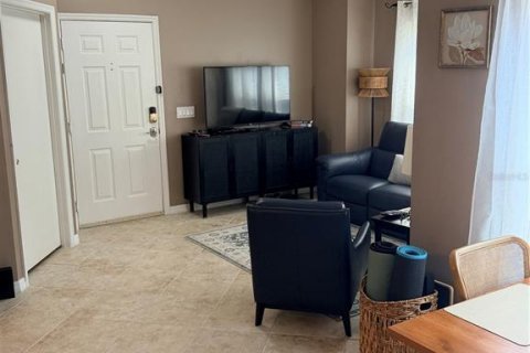 Condo in Seminole, Florida, 2 bedrooms  № 2379834 - photo 18