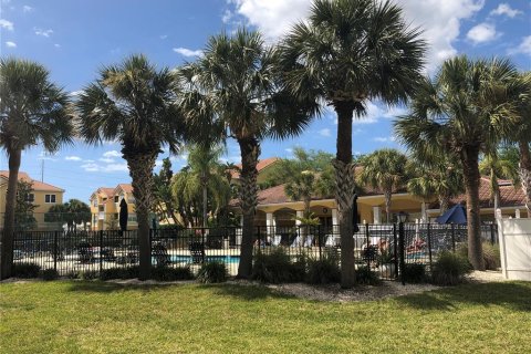 Condo in Seminole, Florida, 2 bedrooms  № 2379834 - photo 27