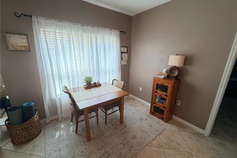 Condo in Seminole, Florida, 2 bedrooms  № 2379834 - photo 17