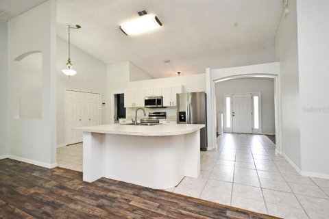 Casa en venta en Deltona, Florida, 4 dormitorios, 218.51 m2 № 1747497 - foto 6