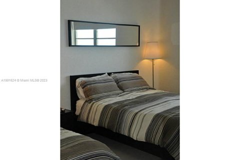 Condominio en alquiler en Hollywood, Florida, 2 dormitorios, 114.83 m2 № 1980848 - foto 9