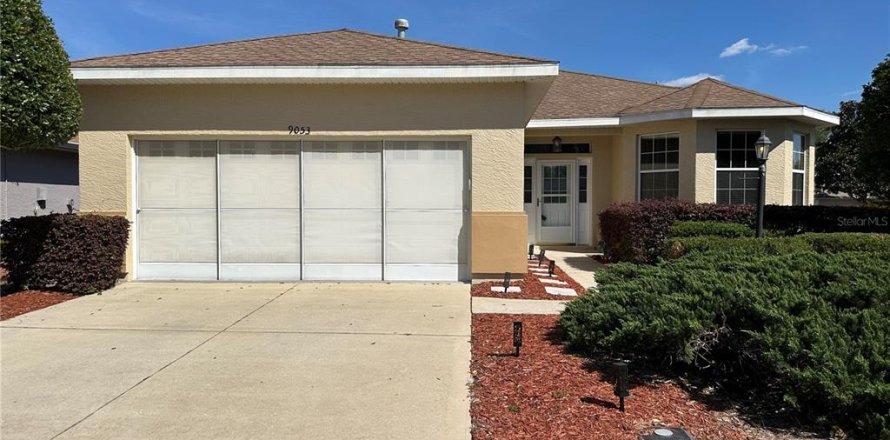 Casa en Ocala, Florida 2 dormitorios, 164.07 m2 № 2225647