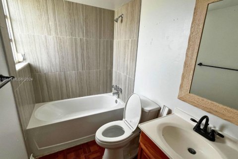 Купить кондоминиум в Холливуд, Флорида 1 спальня, 78.97м2, № 1764426 - фото 29