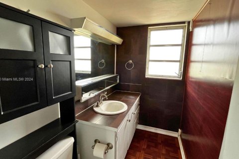 Купить кондоминиум в Холливуд, Флорида 1 спальня, 78.97м2, № 1764426 - фото 7
