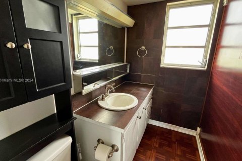 Купить кондоминиум в Холливуд, Флорида 1 спальня, 78.97м2, № 1764426 - фото 6
