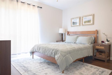Condo in Gainesville, Florida, 1 bedroom  № 2143268 - photo 12