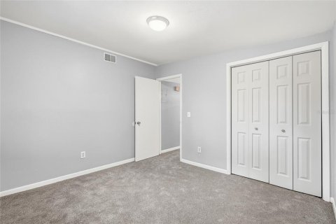 Commercial property in Tampa, Florida 145.95 sq.m. № 2393982 - photo 20