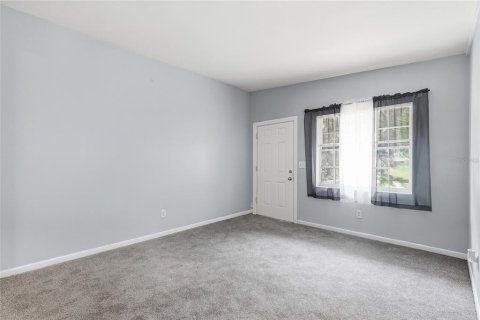 Commercial property in Tampa, Florida 145.95 sq.m. № 2393982 - photo 11