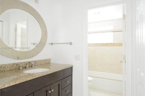 Copropriété à vendre à Miami Beach, Floride: 1 chambre, 48.31 m2 № 2010874 - photo 12