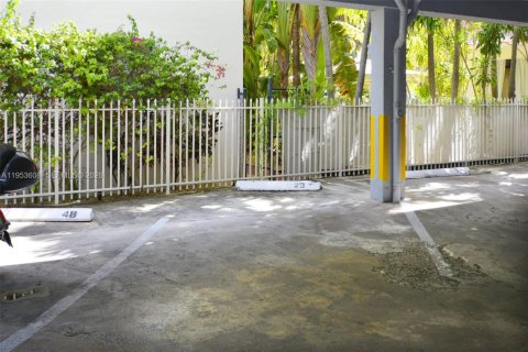 Copropriété à vendre à Miami Beach, Floride: 1 chambre, 48.31 m2 № 2010874 - photo 16