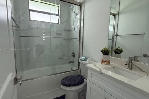 Casa en venta en Lehigh Acres, Florida, 3 dormitorios № 1940888 - foto 22