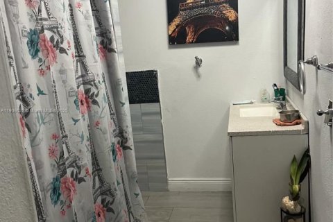 Casa en venta en Miramar, Florida, 4 dormitorios, 186.08 m2 № 2019311 - foto 9