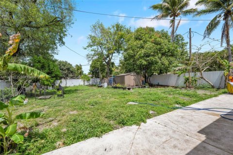 Casa en venta en Miramar, Florida, 4 dormitorios, 186.08 m2 № 2019311 - foto 18