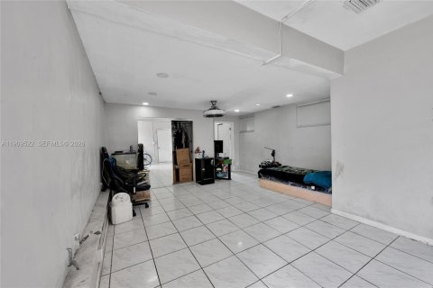 Casa en venta en Miramar, Florida, 4 dormitorios, 186.08 m2 № 2019311 - foto 14