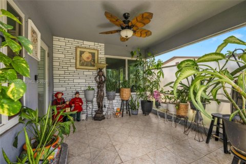 Casa en venta en Miramar, Florida, 4 dormitorios, 186.08 m2 № 2019311 - foto 17