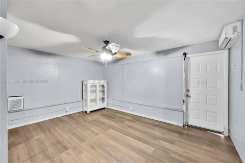 Casa en venta en Miramar, Florida, 4 dormitorios, 186.08 m2 № 2019311 - foto 16