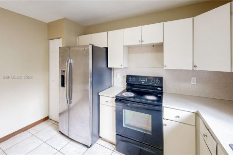 Купить виллу или дом в Хомстед, Флорида 3 спальни, 148.64м2, № 2048098 - фото 21