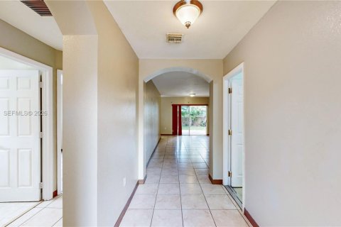 Купить виллу или дом в Хомстед, Флорида 3 спальни, 148.64м2, № 2048098 - фото 7